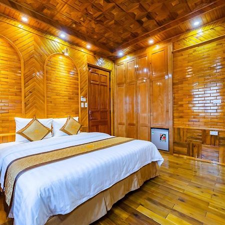 Theking Hotel Huong Gia エクステリア 写真