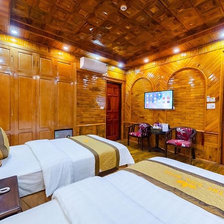 Theking Hotel Huong Gia エクステリア 写真