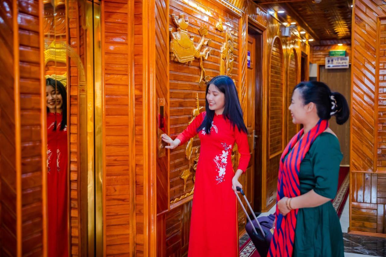 Theking Hotel Huong Gia エクステリア 写真