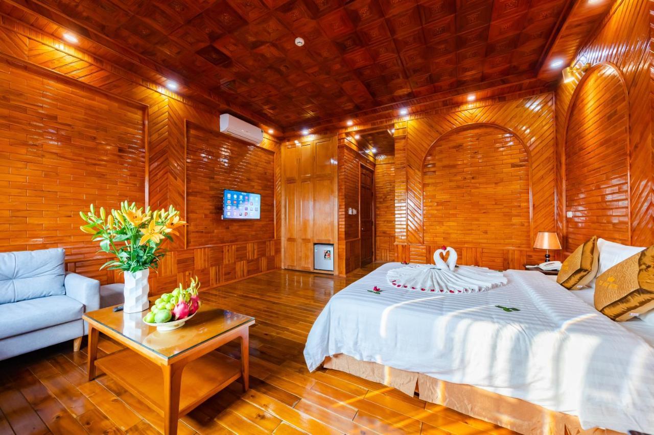 Theking Hotel Huong Gia エクステリア 写真