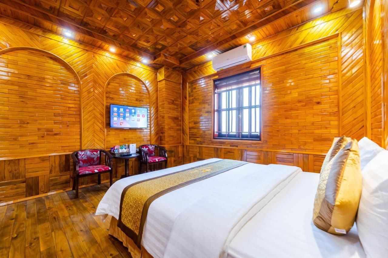 Theking Hotel Huong Gia エクステリア 写真